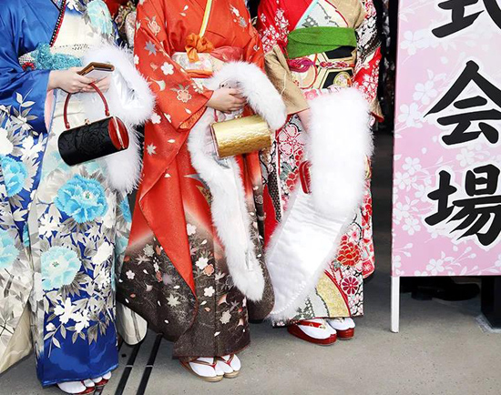 日本的成人式