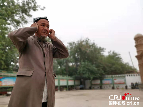 开斋啦! ——记新疆吐鲁番古老清真寺的开斋节会礼