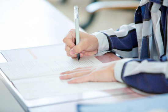 教育部拟规定未成年人禁止师生恋,专家:师生恋步入婚姻的比例极低