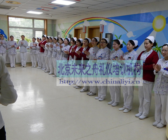 未来之舟医护礼仪培训现场